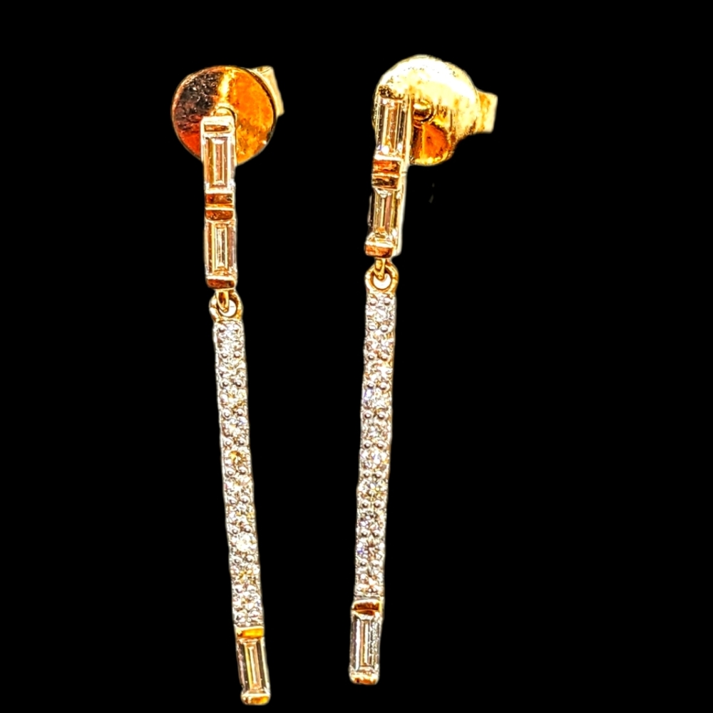 Elegant Gold and Diamond Drop Earrings